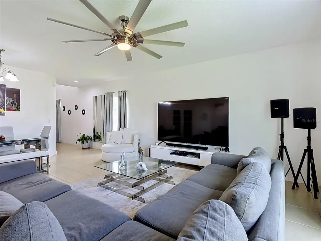 938 Anna Place Davenport FL 33837
