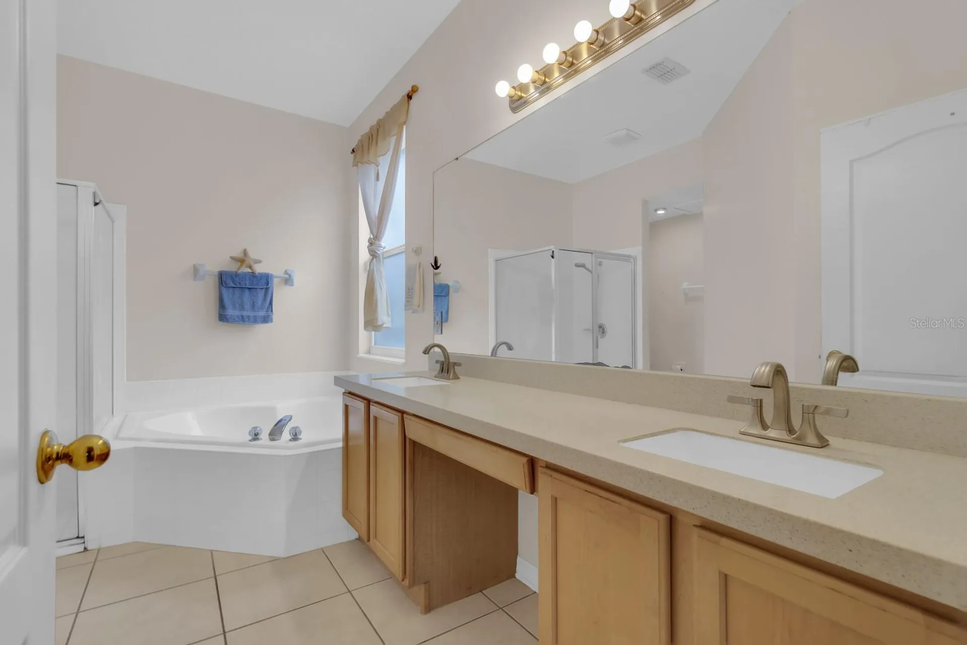 837 Jadestone Circle Orlando FL 32828