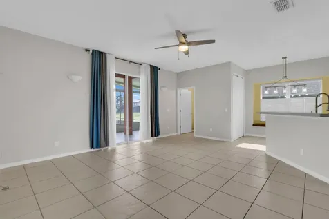 837 Jadestone Circle Orlando FL 32828