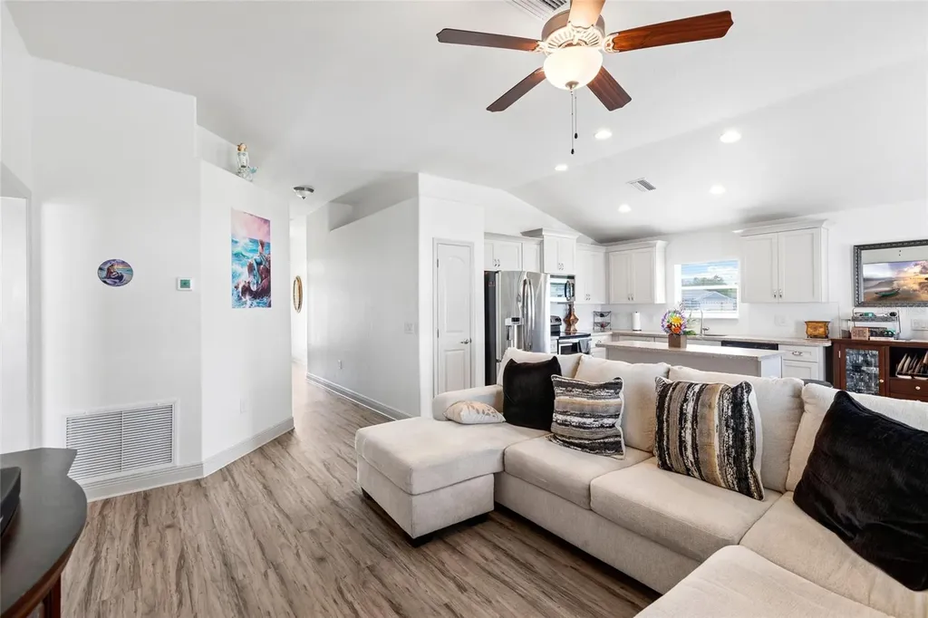 8421 Beachwood Court Spring Hill FL 34606