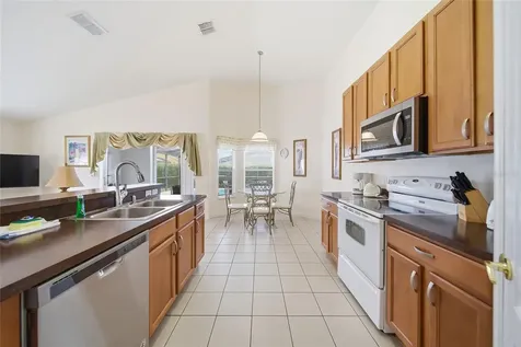 723 Old Bridge Circle Davenport FL 33897