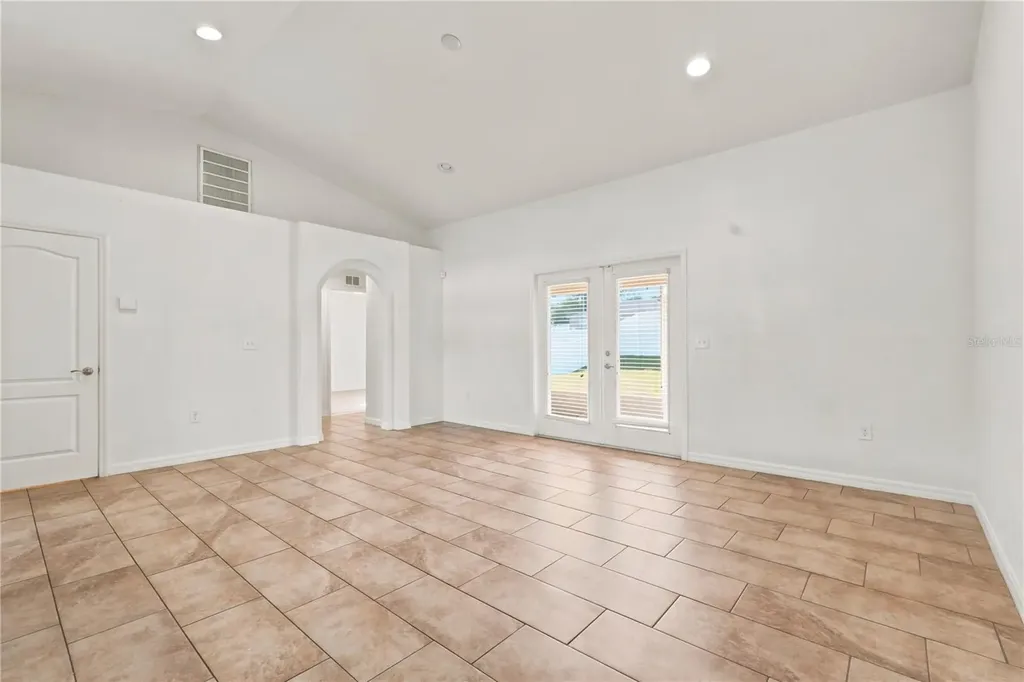 650 Hidden Lakes Court Haines City FL 33844
