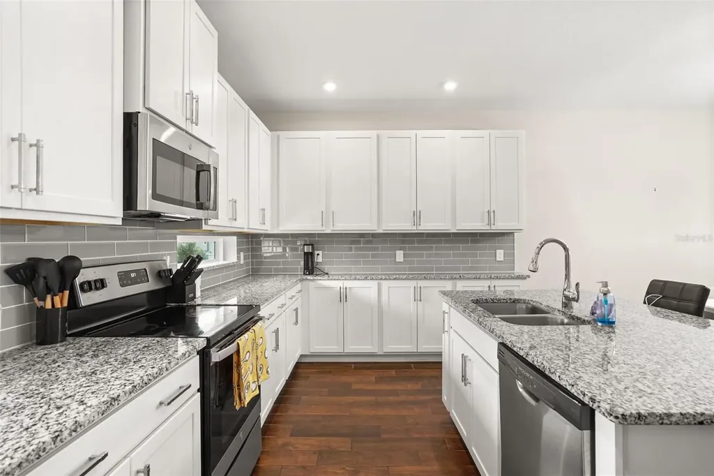 14229 Kellogg Avenue Orlando FL 32827
