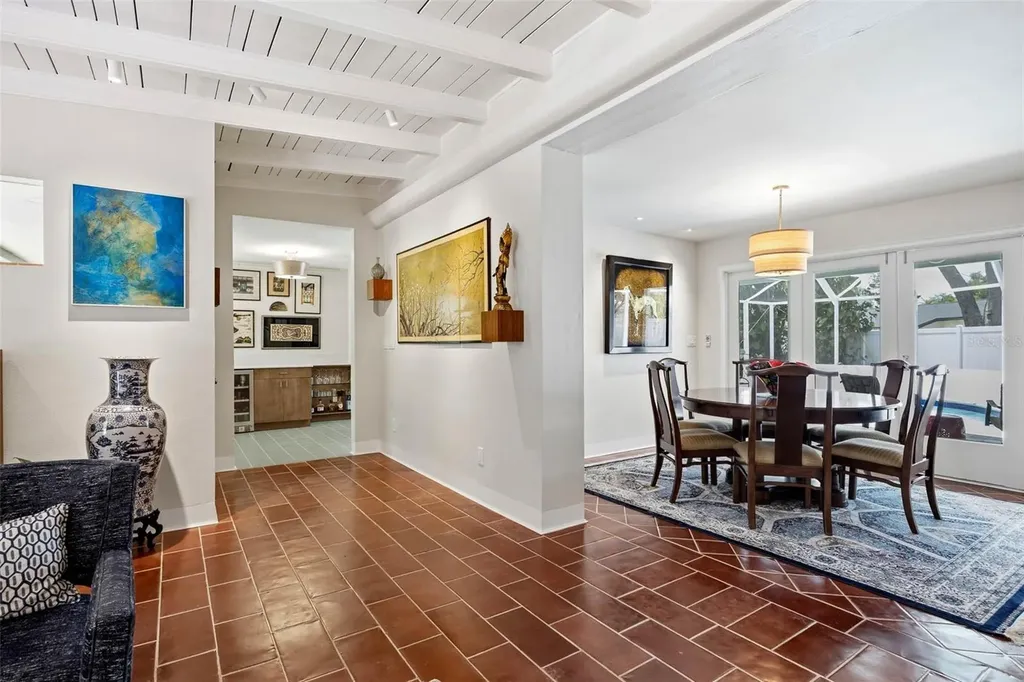 6311 Bahama Shores Drive S St Petersburg FL 33705