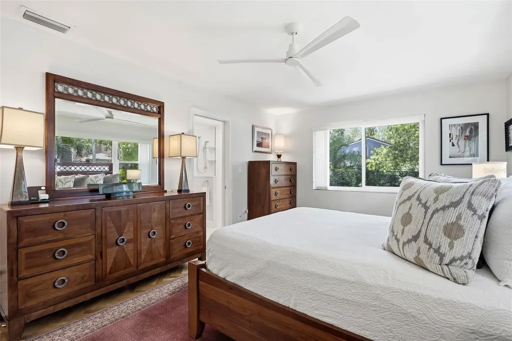 6311 Bahama Shores Drive S St Petersburg FL 33705