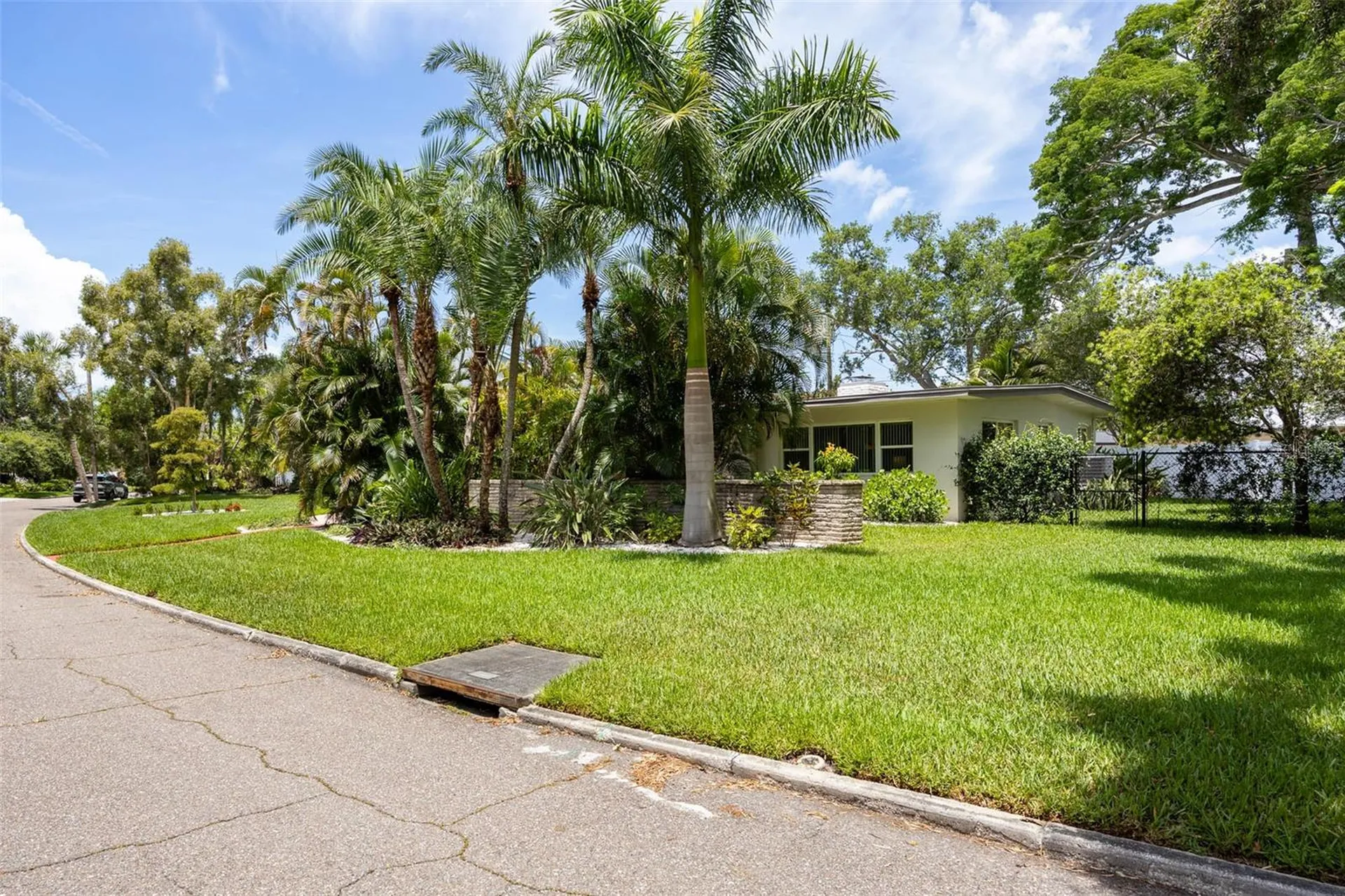 6311 Bahama Shores Drive S St Petersburg FL 33705