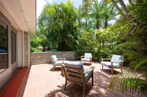 6311 Bahama Shores Drive S St Petersburg FL 33705