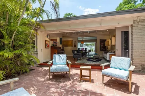 6311 Bahama Shores Drive S St Petersburg FL 33705