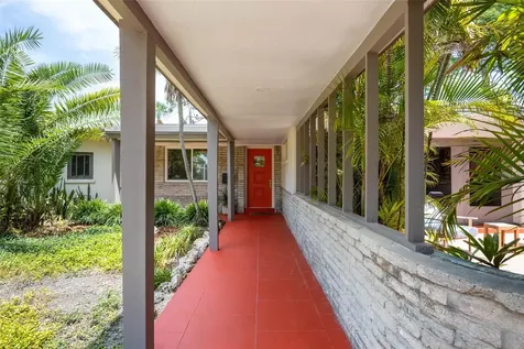 6311 Bahama Shores Drive S St Petersburg FL 33705