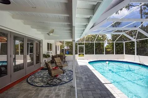 6311 Bahama Shores Drive S St Petersburg FL 33705