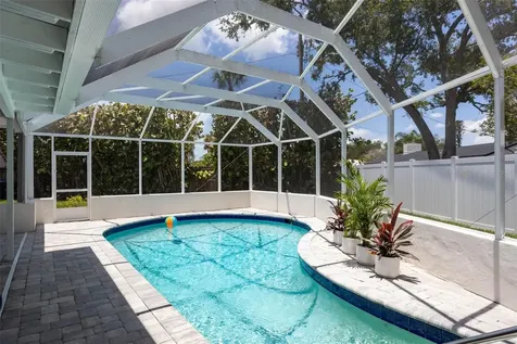 6311 Bahama Shores Drive S St Petersburg FL 33705