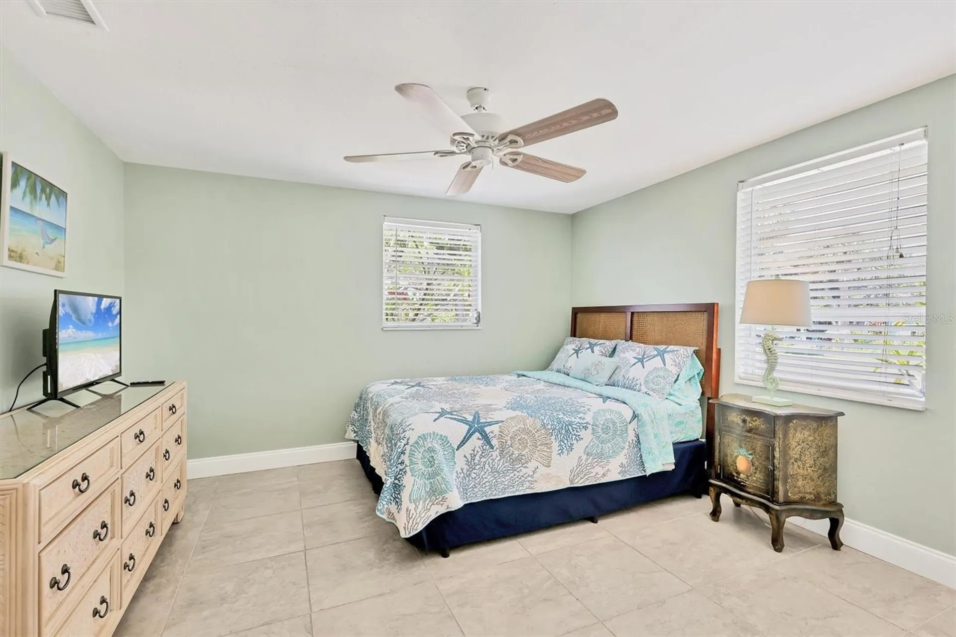 39 1st Avenue Englewood FL 34223