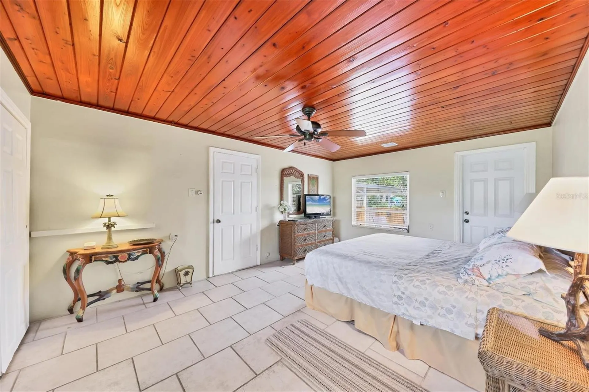 39 1st Avenue Englewood FL 34223