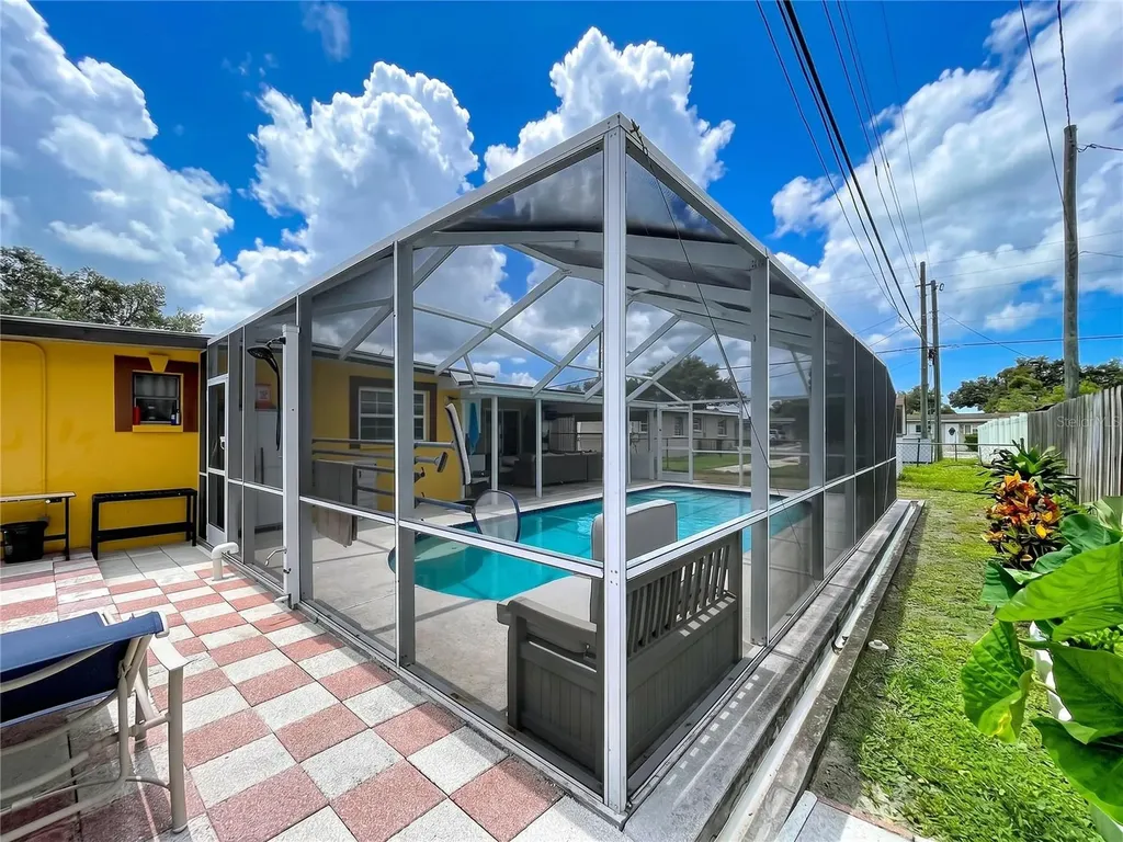 9420 56th Street N Pinellas Park FL 33782
