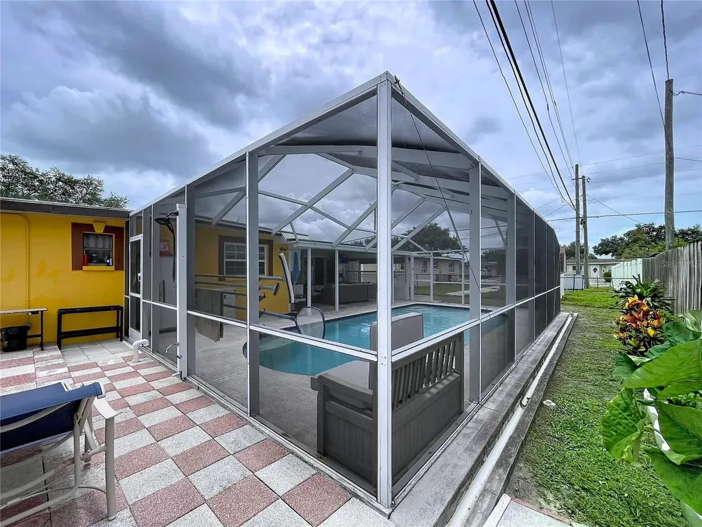 9420 56th Street N Pinellas Park FL 33782