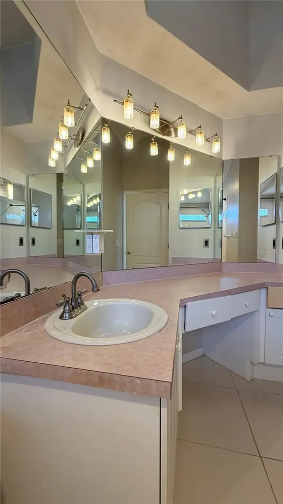 6740 Bouganvillea Crescent Drive Orlando FL 32809