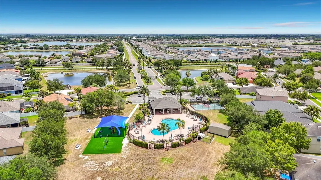 1810 Bonita Bluff Court Ruskin FL 33570