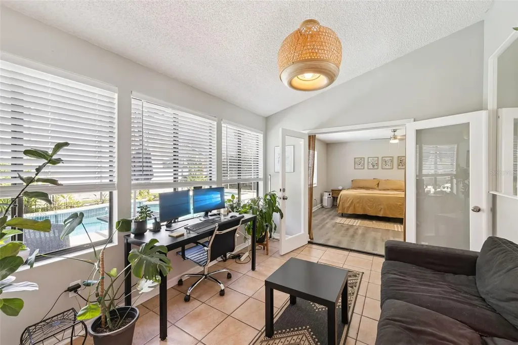 8617 Amber Oak Court Orlando FL 32817