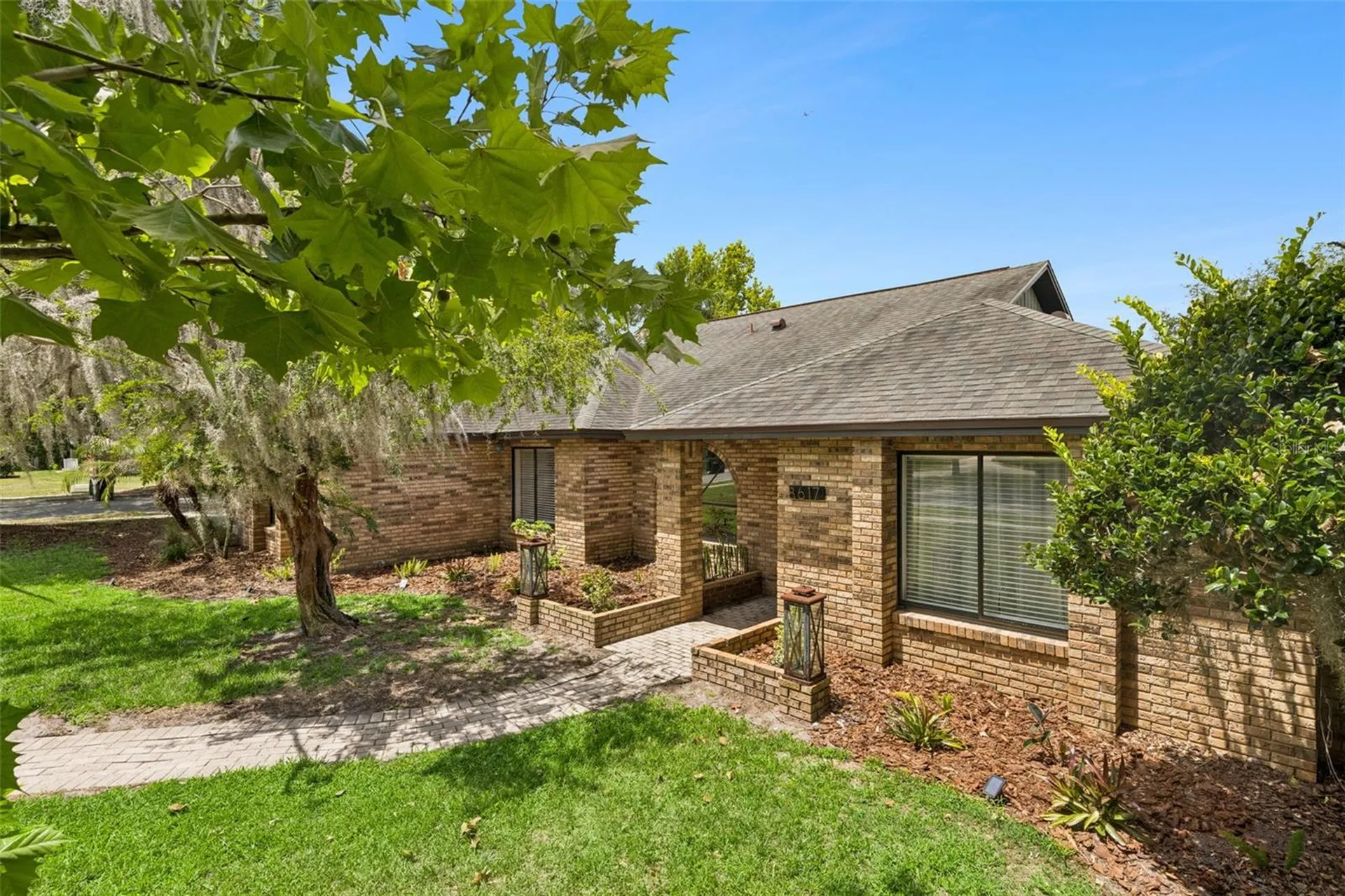 8617 Amber Oak Court Orlando FL 32817