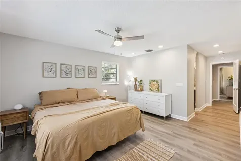 8617 Amber Oak Court Orlando FL 32817