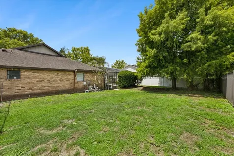8617 Amber Oak Court Orlando FL 32817