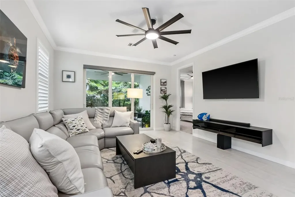 121 Colebrook Court Venice FL 34292
