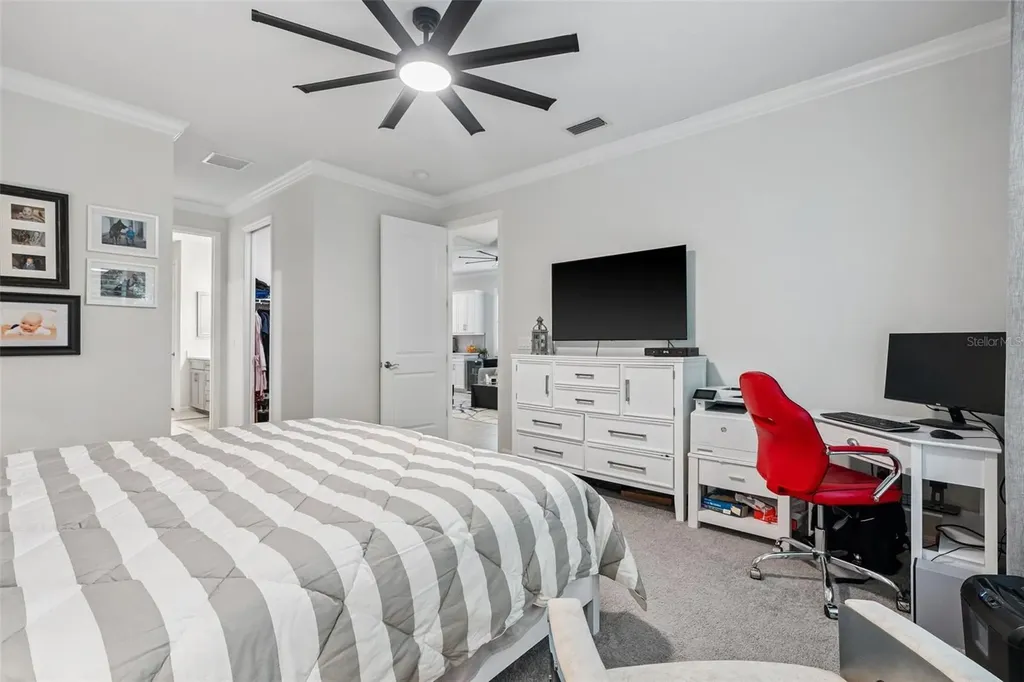 121 Colebrook Court Venice FL 34292