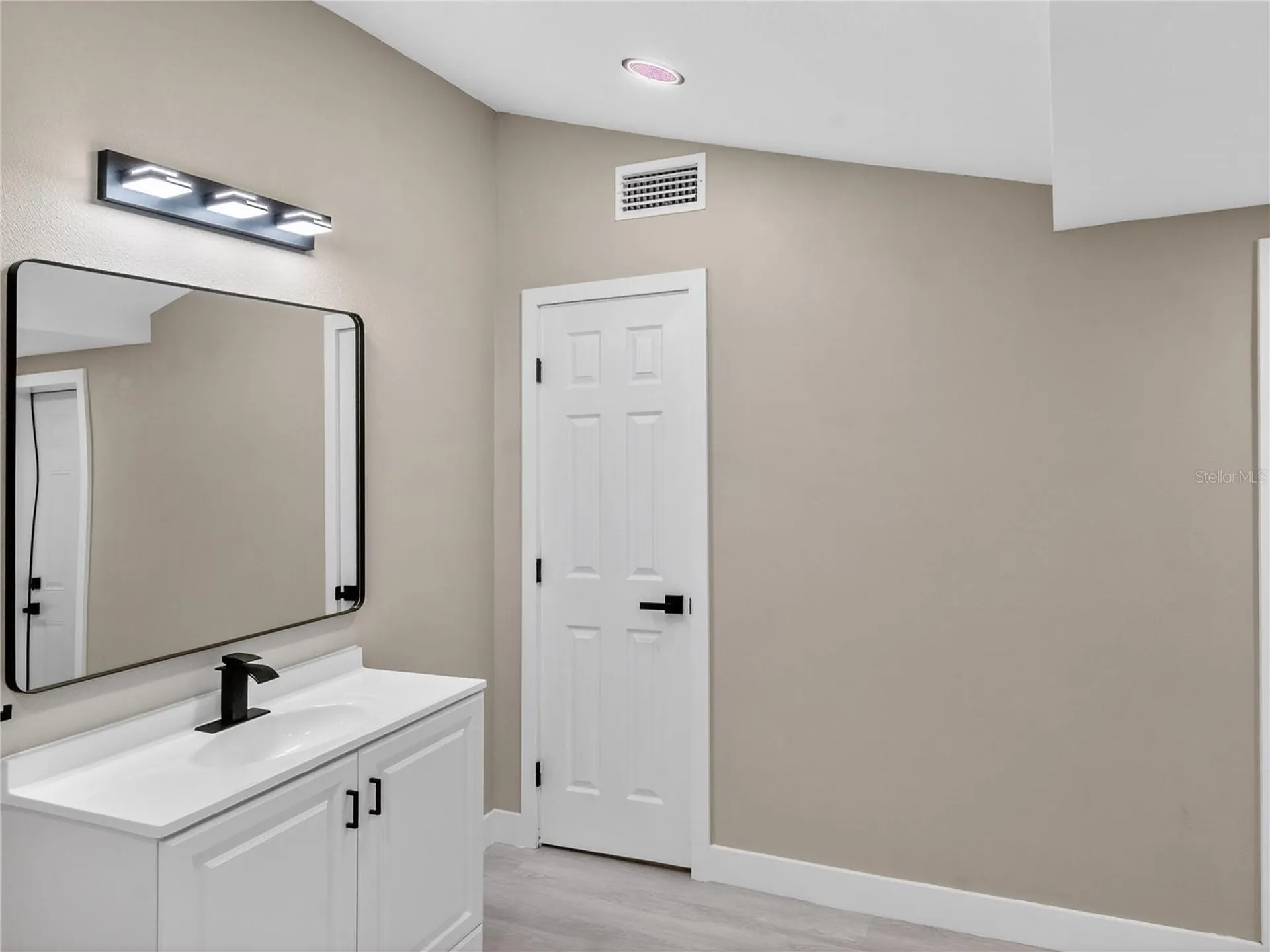 1900 25th Street S St Petersburg FL 33712