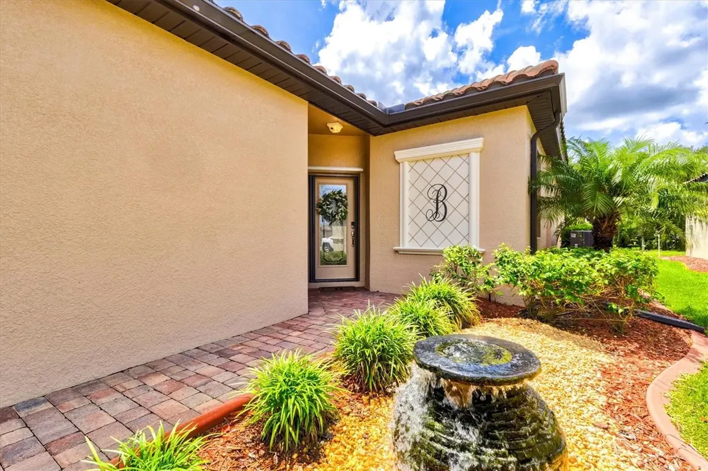 12073 Amica Loop Venice FL 34293