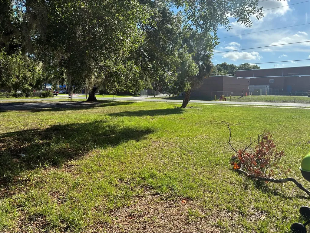 113 S Maryland Avenue Plant City FL 33563