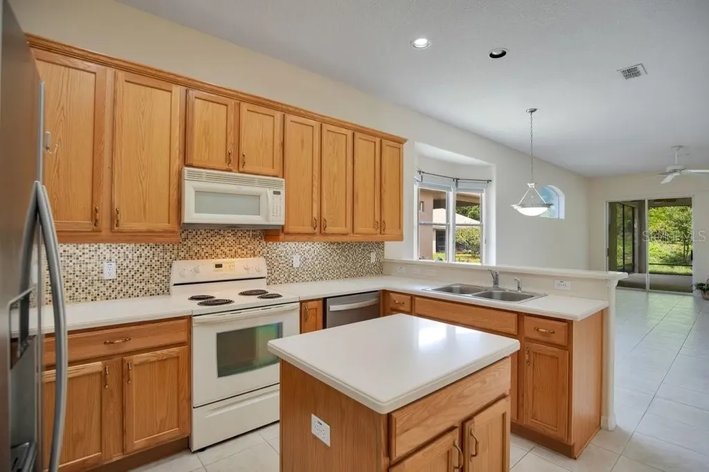 534 Newhall Lane Debary FL 32713