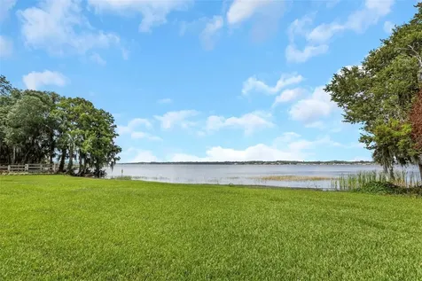 3675 Janus Way Palm Harbor FL 34685