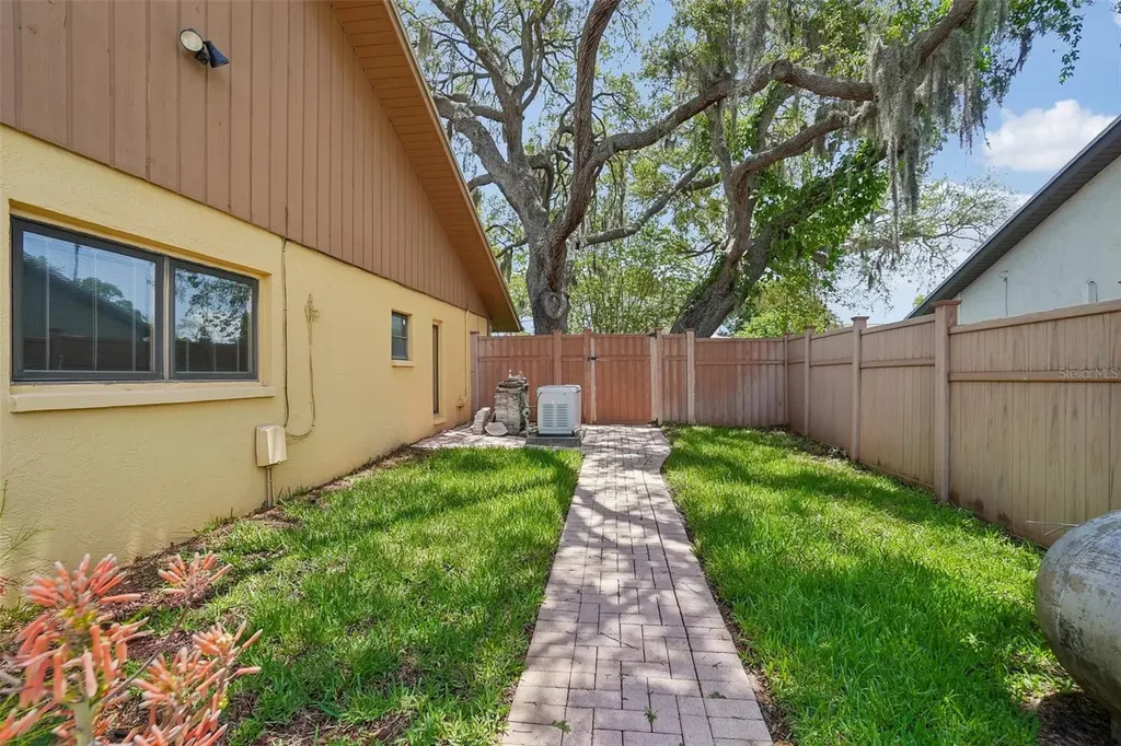 1168 Eniswood Parkway Palm Harbor FL 34683