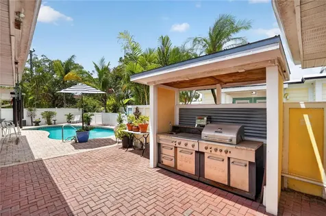 2403 Vermont Avenue E Bradenton FL 34208