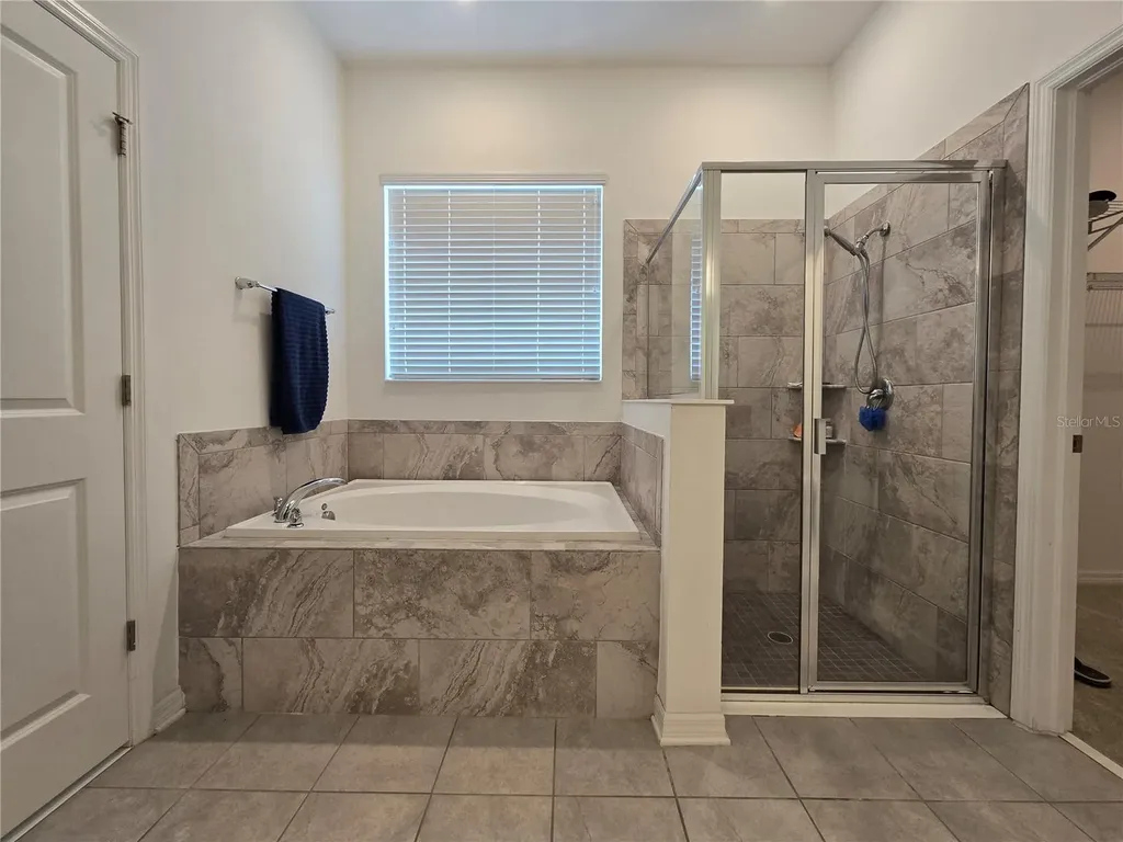 863 W Bayshore Drive Tarpon Springs FL 34689
