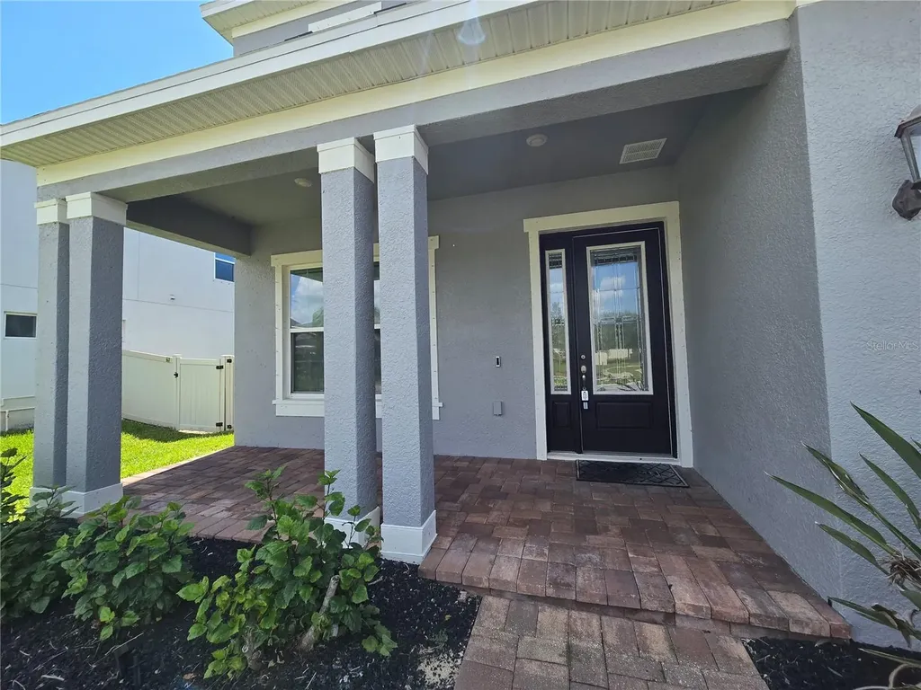 863 W Bayshore Drive Tarpon Springs FL 34689
