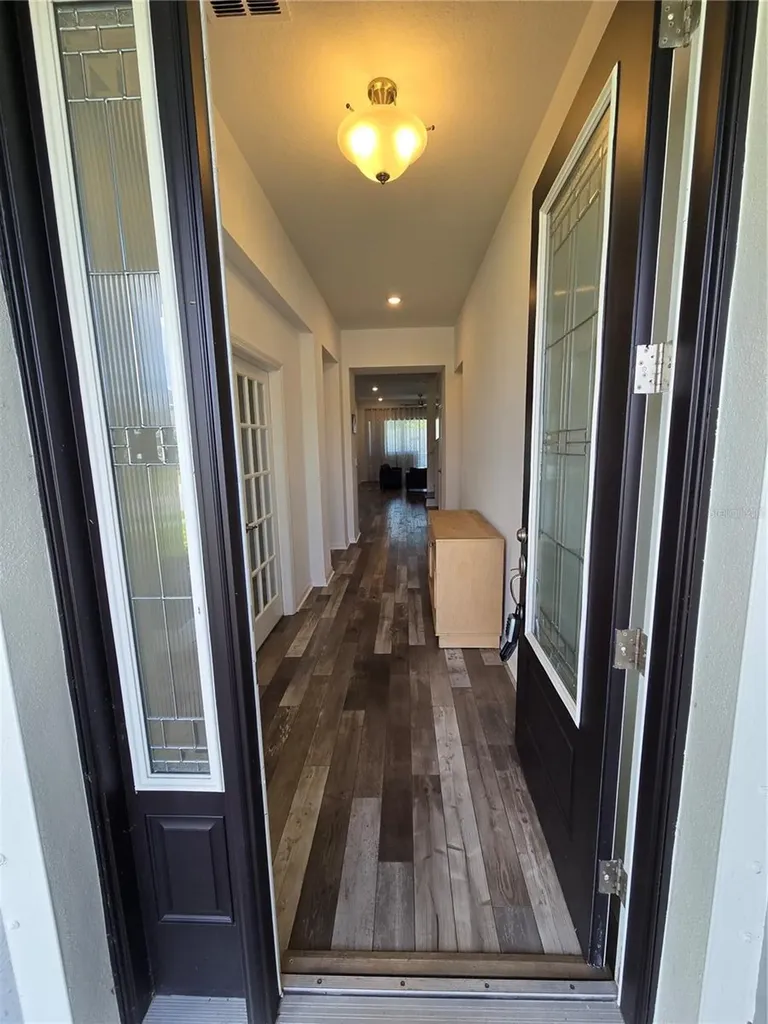 863 W Bayshore Drive Tarpon Springs FL 34689