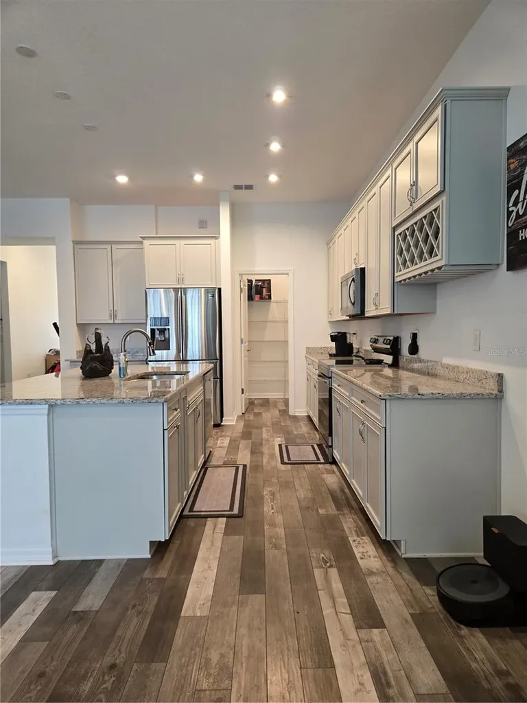 863 W Bayshore Drive Tarpon Springs FL 34689