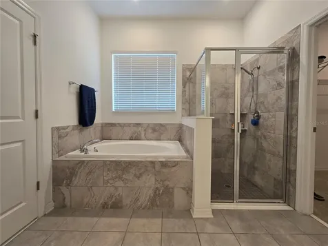 863 W Bayshore Drive Tarpon Springs FL 34689