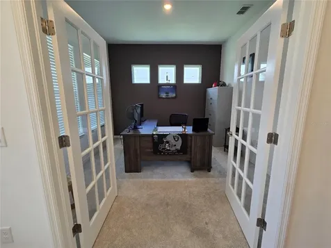 863 W Bayshore Drive Tarpon Springs FL 34689