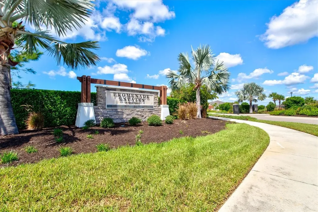 5516 Northern Juniper Court Sarasota FL 34238