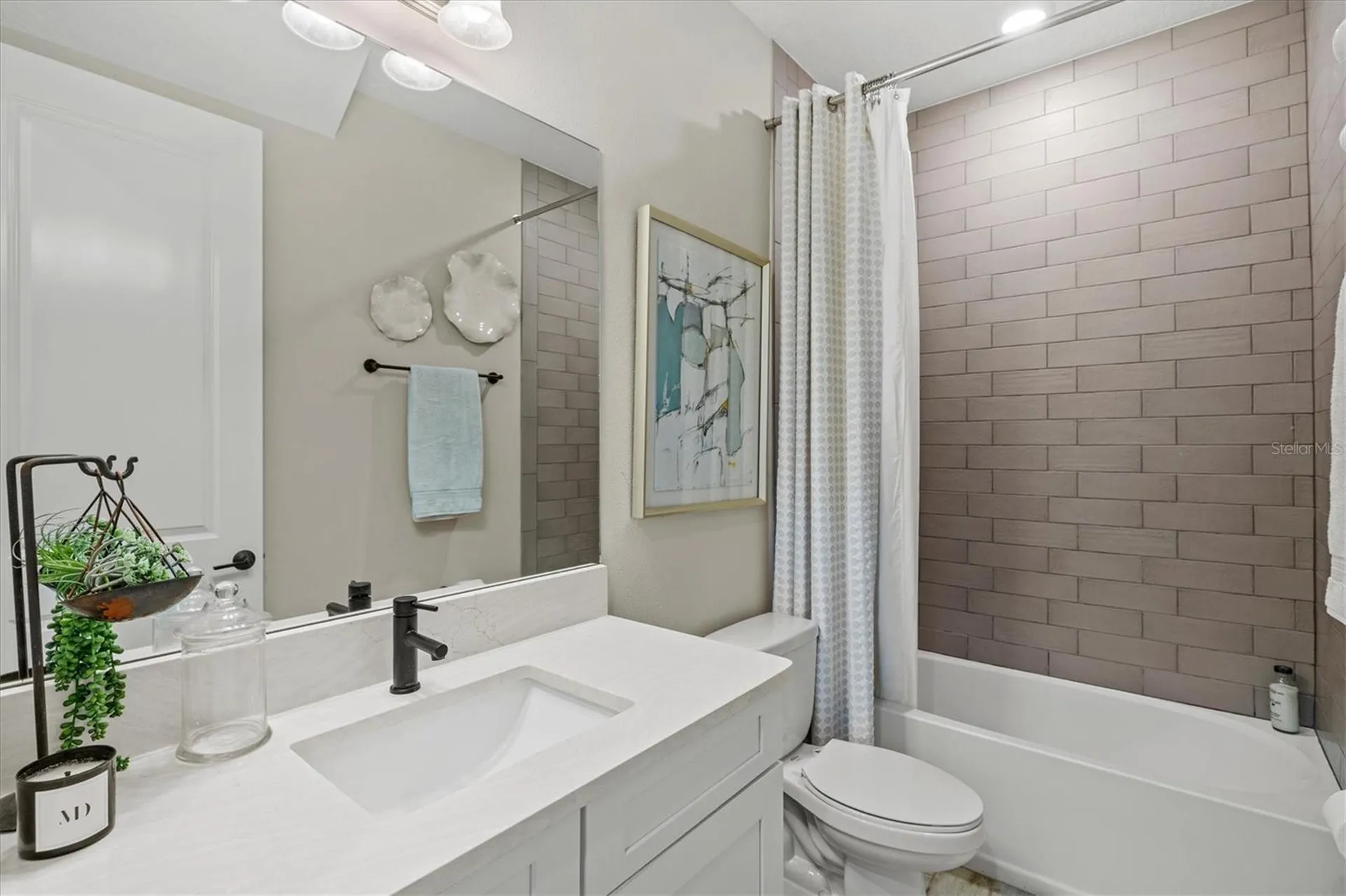 5516 Northern Juniper Court Sarasota FL 34238