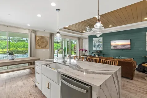 5516 Northern Juniper Court Sarasota FL 34238