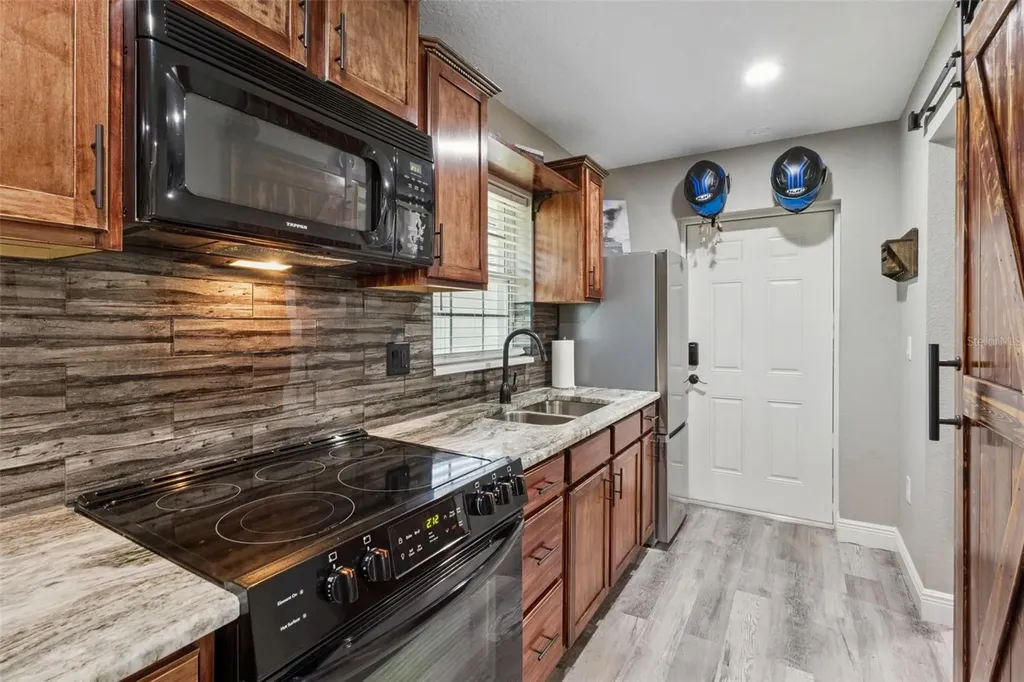 37911 Felkins Road Leesburg FL 34788