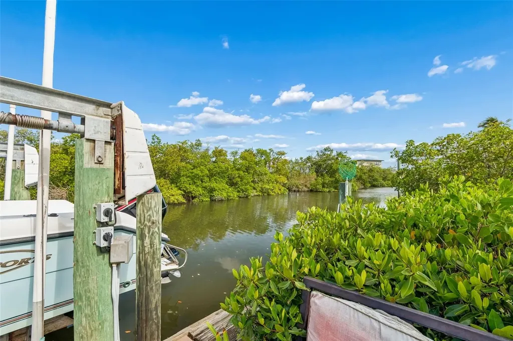 119 Burns Road Terra Ceia FL 34250