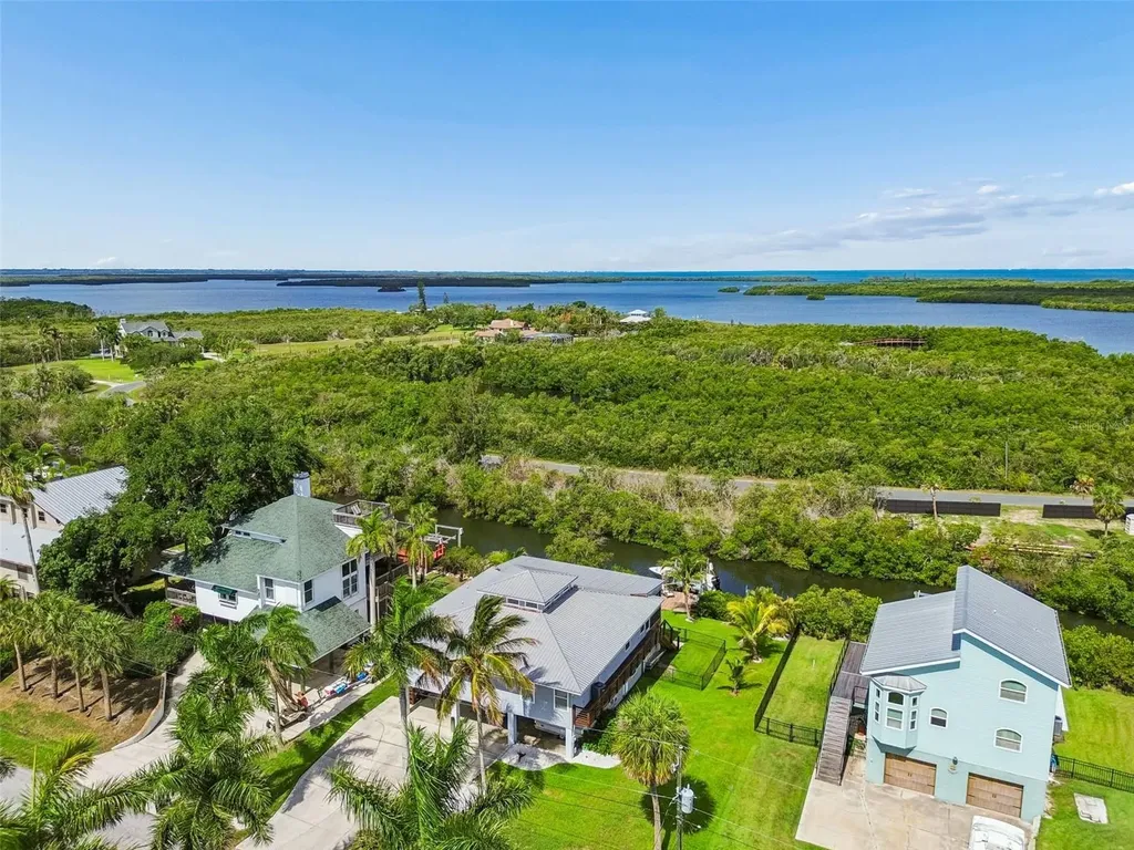 119 Burns Road Terra Ceia FL 34250