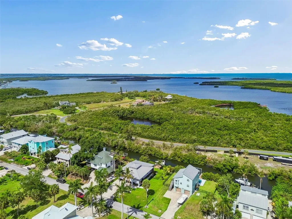 119 Burns Road Terra Ceia FL 34250