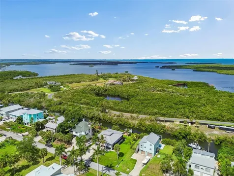 119 Burns Road Terra Ceia FL 34250