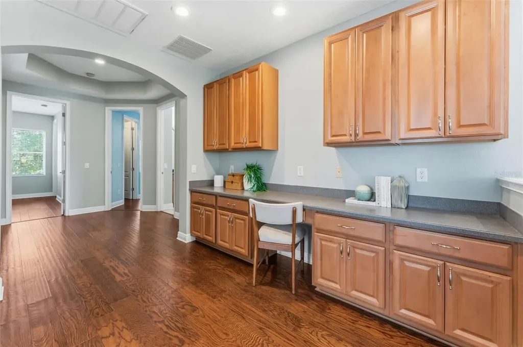 3203 Lake Green Court Tampa FL 33611