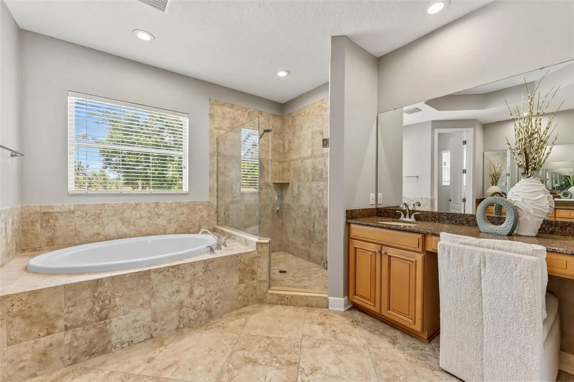 3203 Lake Green Court Tampa FL 33611